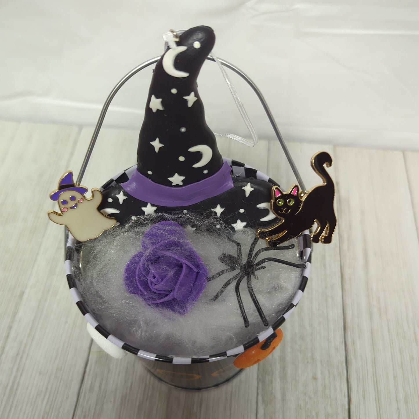 A BOO Halloween Arrangement