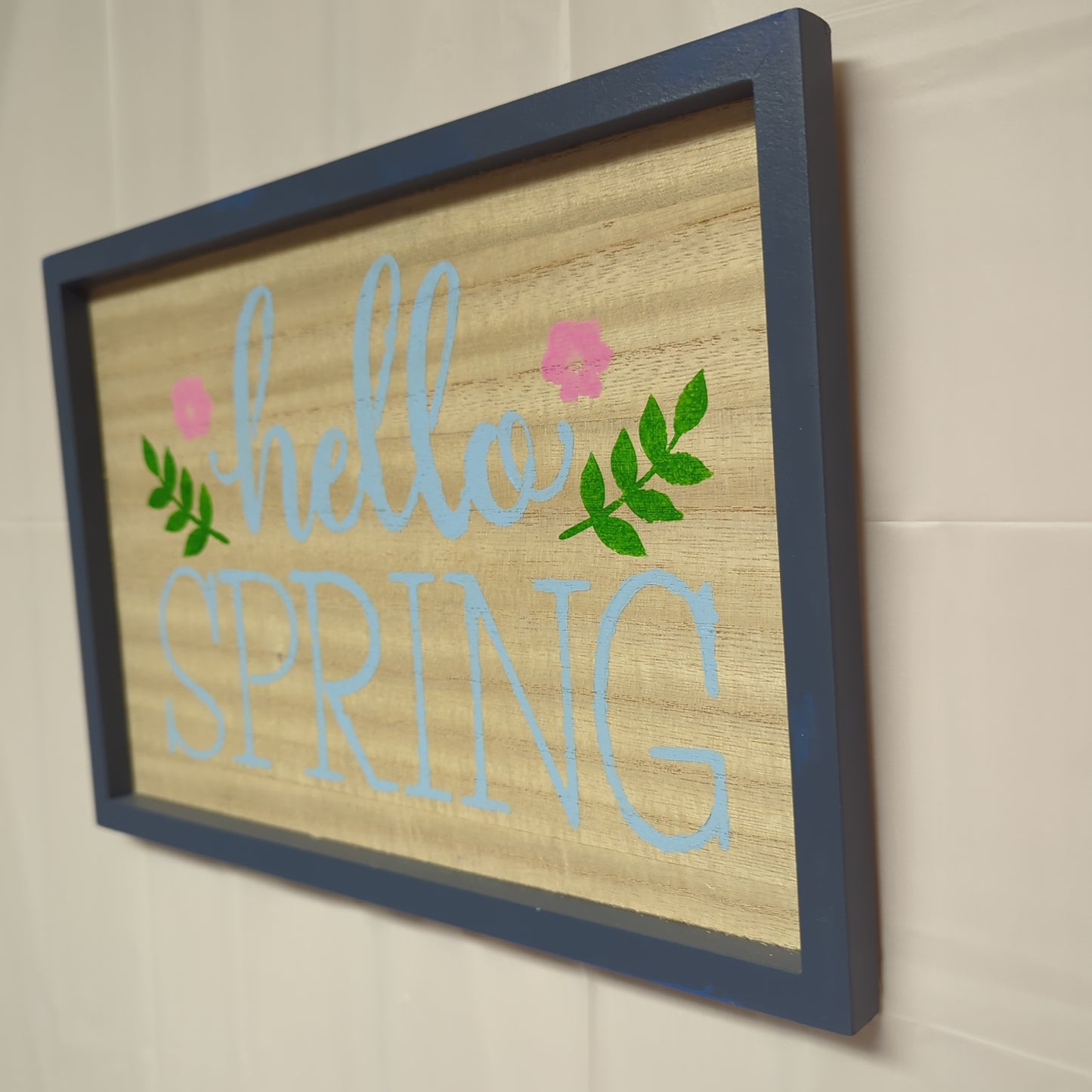 Wood sign Hello Spring