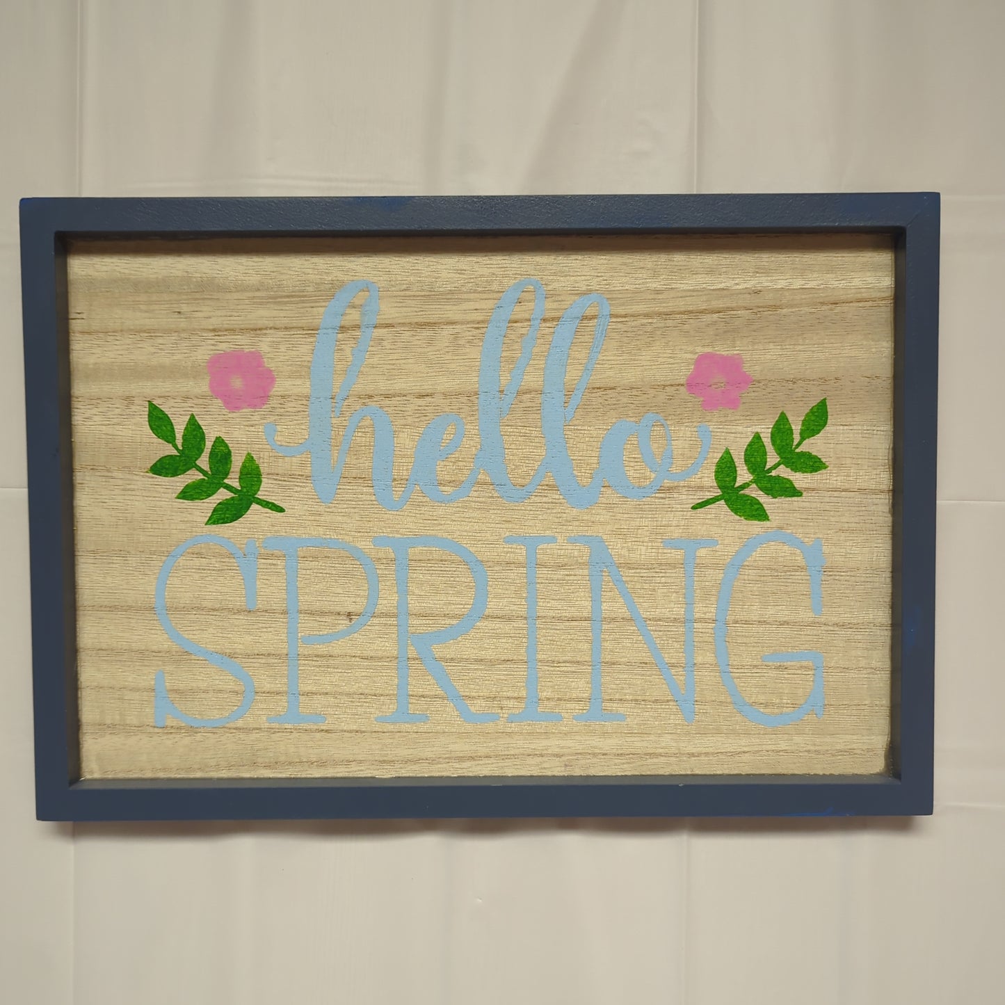 Wood sign Hello Spring