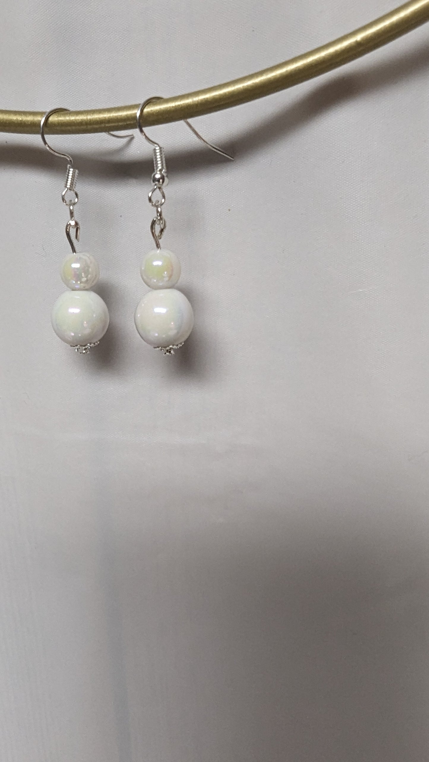 Pearl like earrings