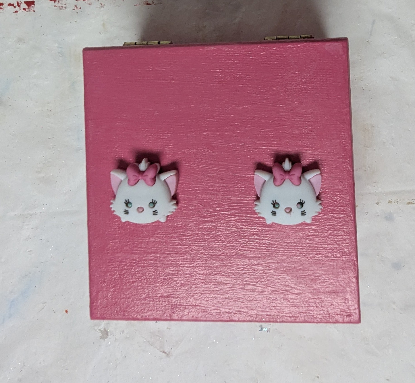 Hello Kitty Box